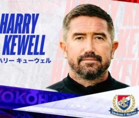 日本记者：横滨433新阵还是不行 现在需做出调整